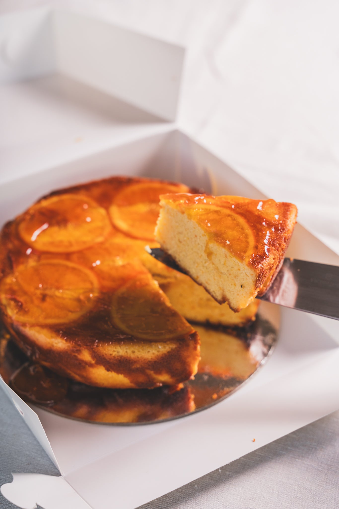 Whole Flourless Orange and Almond Cake