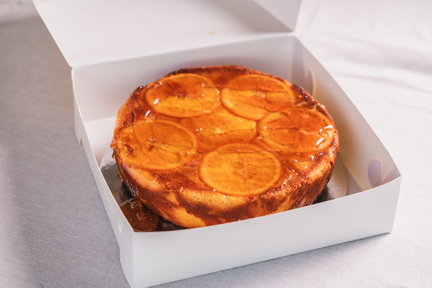 Whole Flourless Orange and Almond Cake